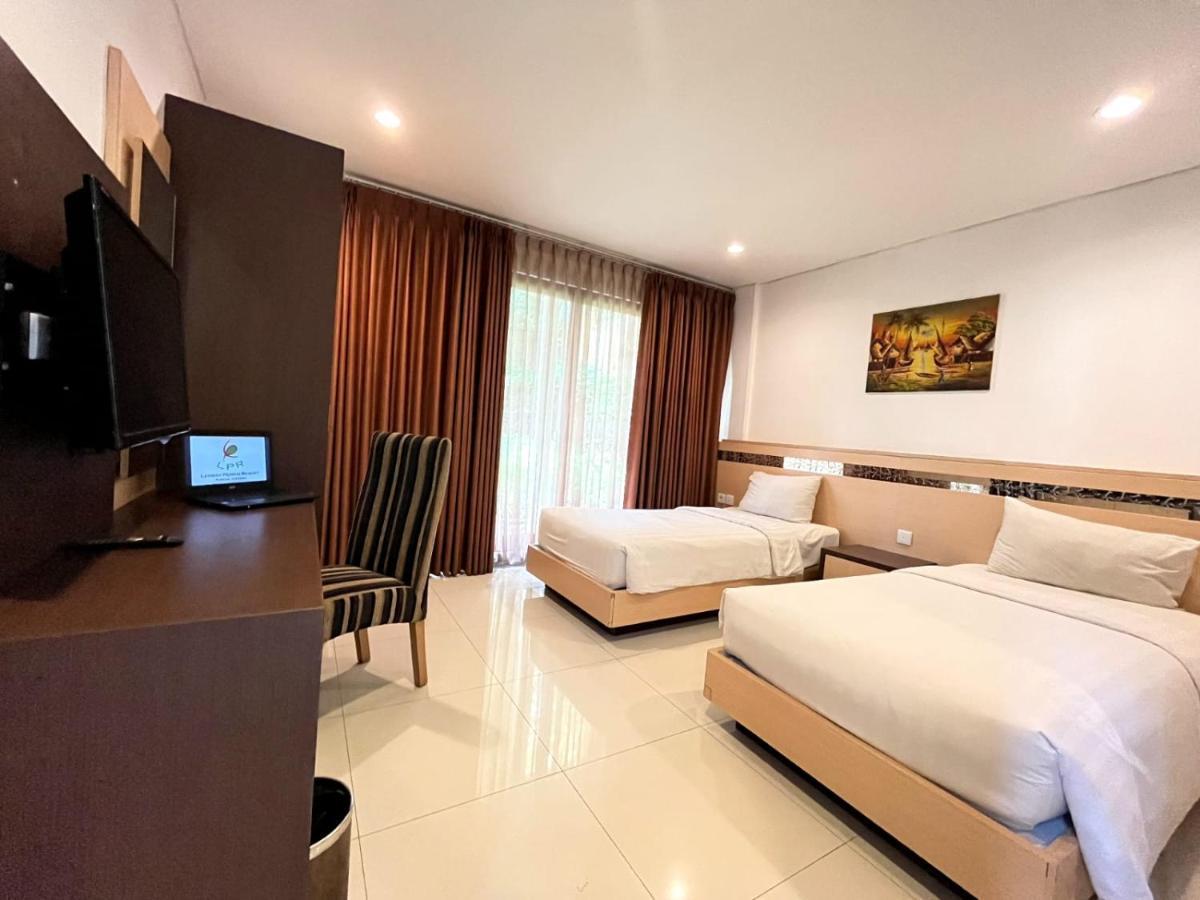 Lembah Permai Resort Sindanglaya エクステリア 写真