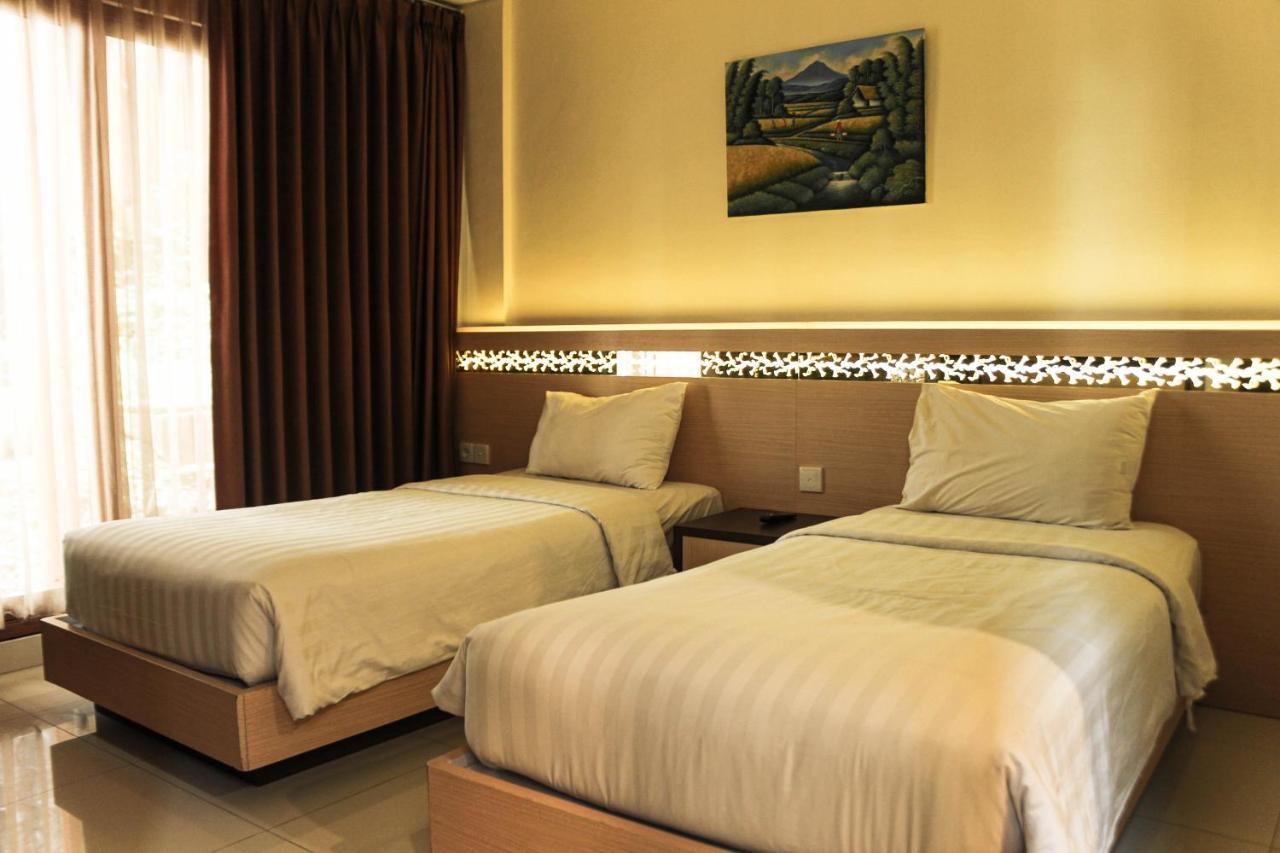 Lembah Permai Resort Sindanglaya エクステリア 写真